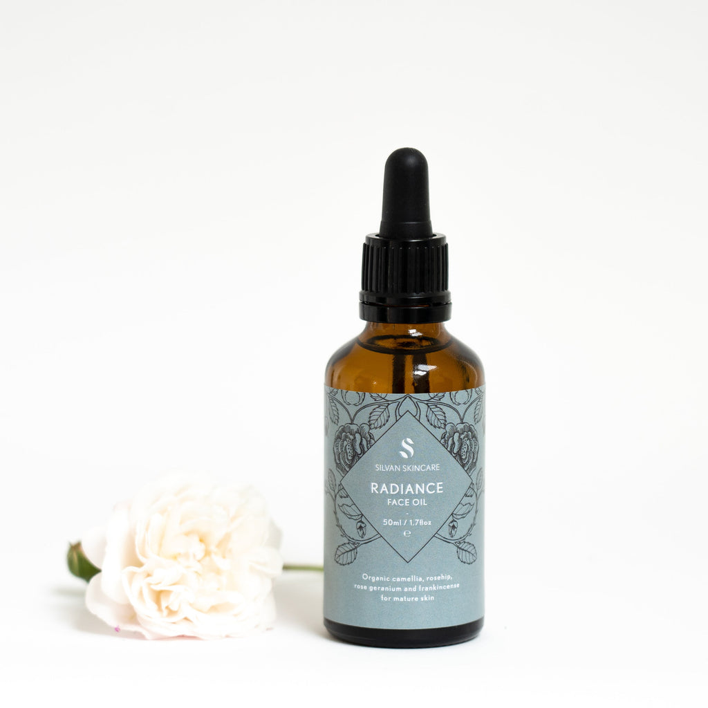 Silvan Skincare – Radiance Gua Sha Facial Set (Radiance Face Oil 50ml + Rose Quartz Gua Sha Stone)